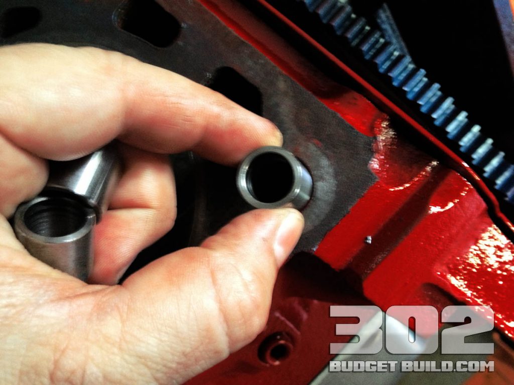 howtoinstallcylinderheadsonford30204 302 Budget Build