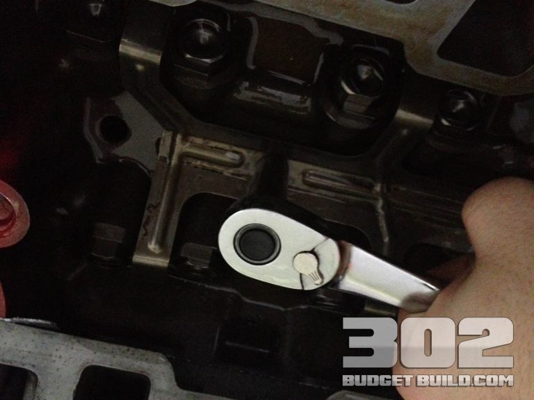 How To Install Roller Lifters on a Small Block Ford 302 5.0L Roller